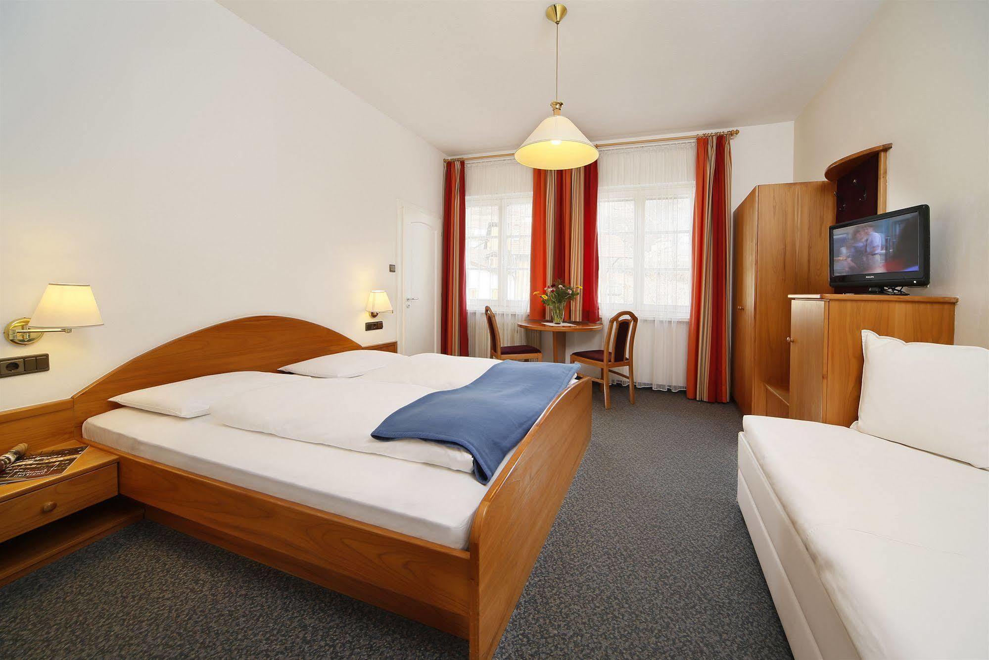 Hotel Rentschnerhof Bolzano Ngoại thất bức ảnh